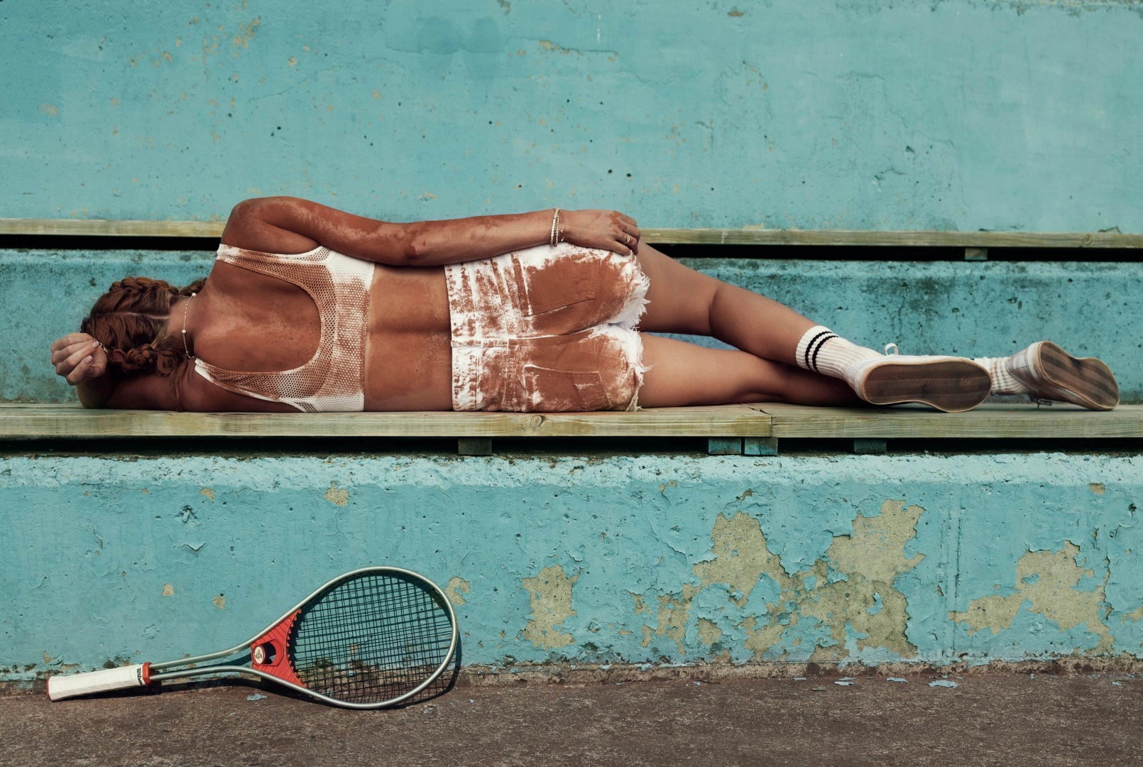 Tennis Garden Exhibition: Fragility and Strength in a Cloud of Clay