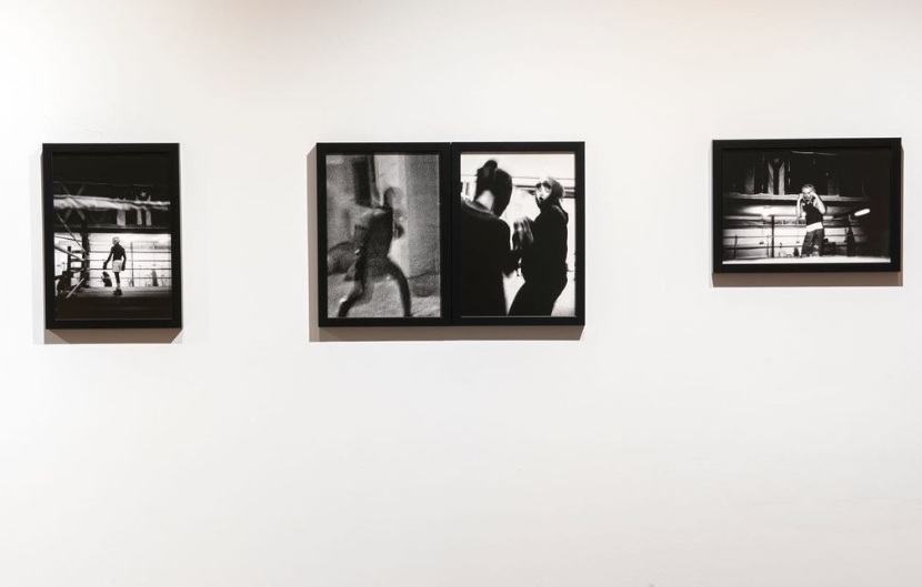 Černobílá série fotografií Christophera de Béthuna, in: instagramové stránky MIMA