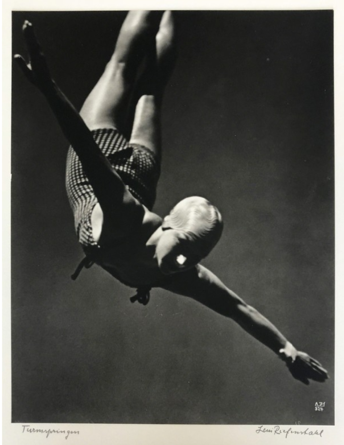  Leni Riefenstahl, Vítězka, 1936. Zdroj: Artsy
